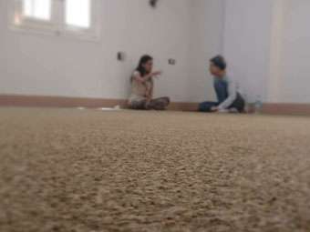 BuSSy with Syrian Women